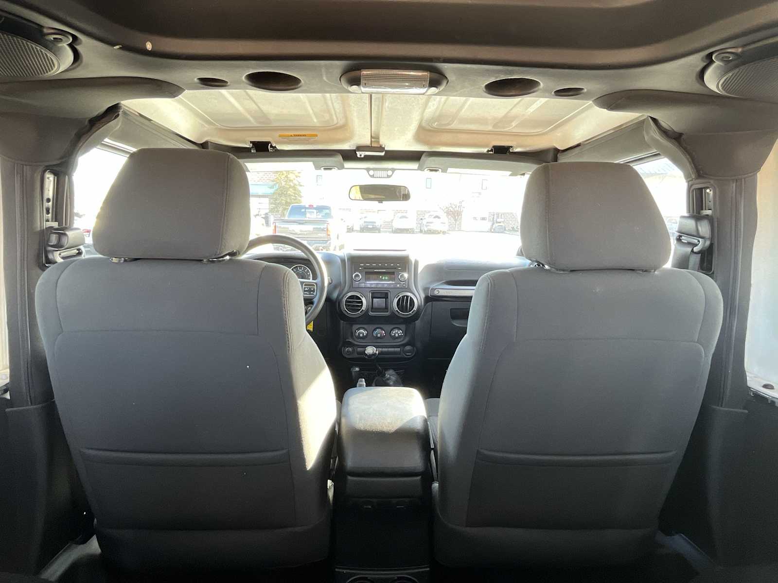 Thumbnail: 2012 Jeep Wrangler - 12