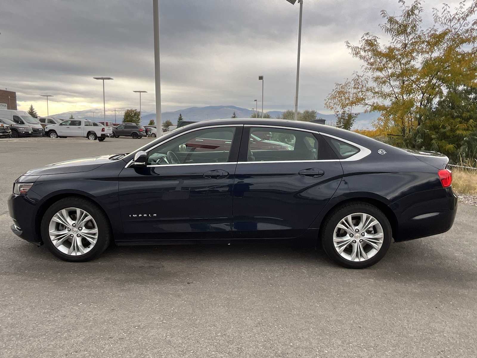 Thumbnail: 2015 Chevrolet Impala - 3