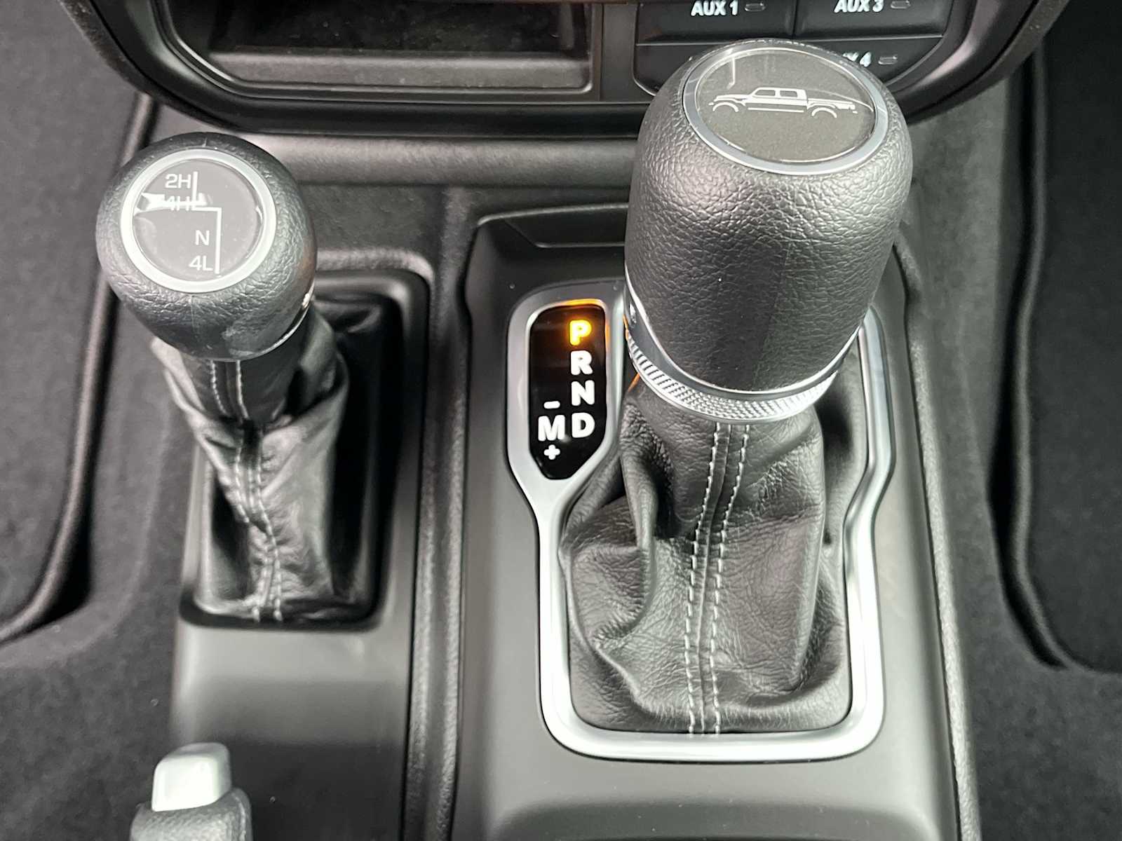 Thumbnail: 2026 Jeep Gladiator - 17