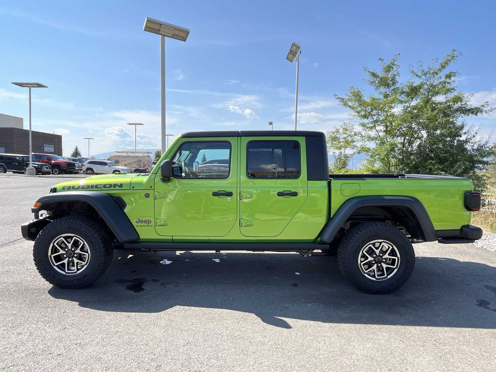 Thumbnail: 2025 Jeep Gladiator - 3