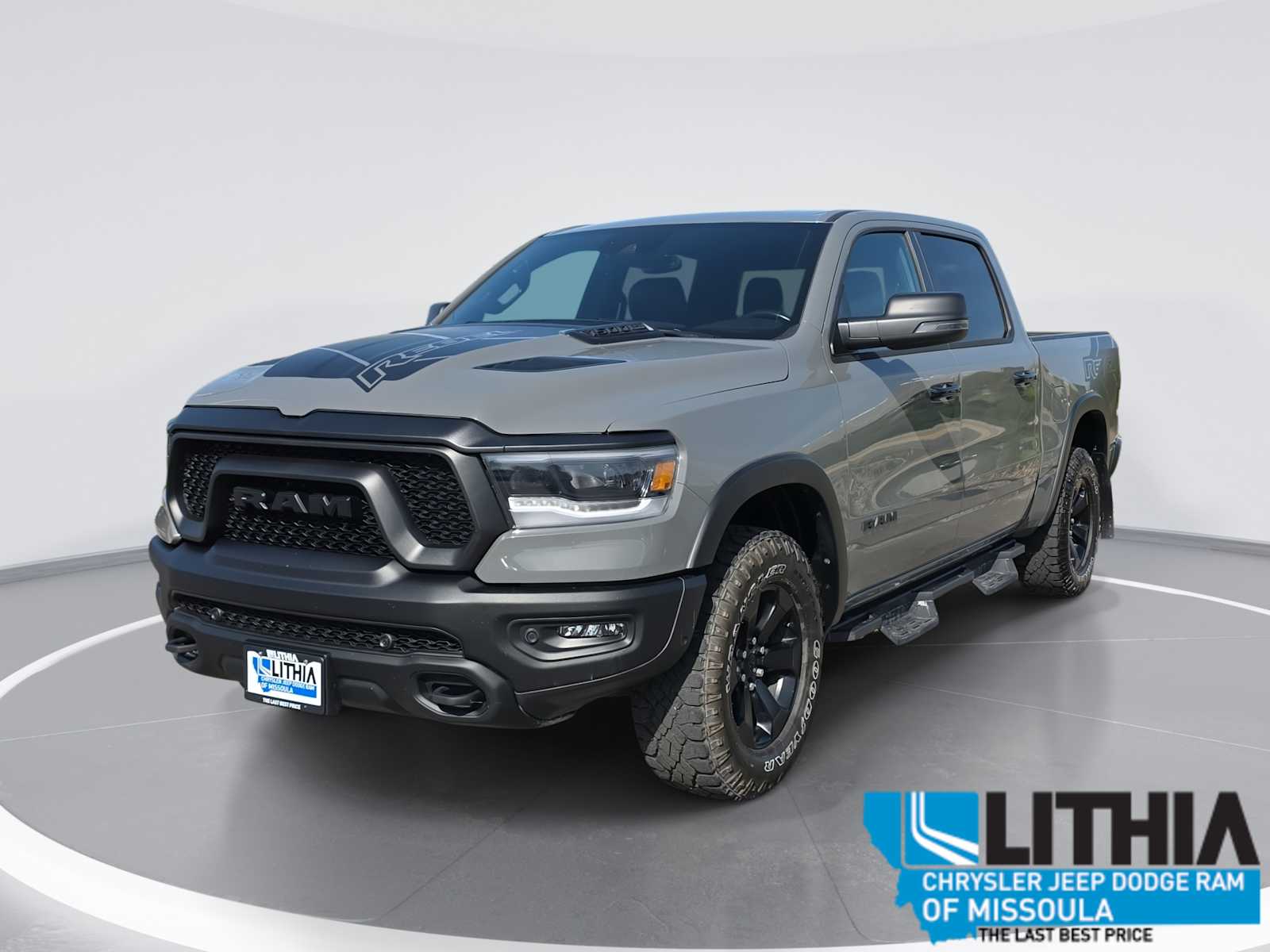 2023 RAM 1500 Rebel 4x4 Crew Cab 5'7's photo