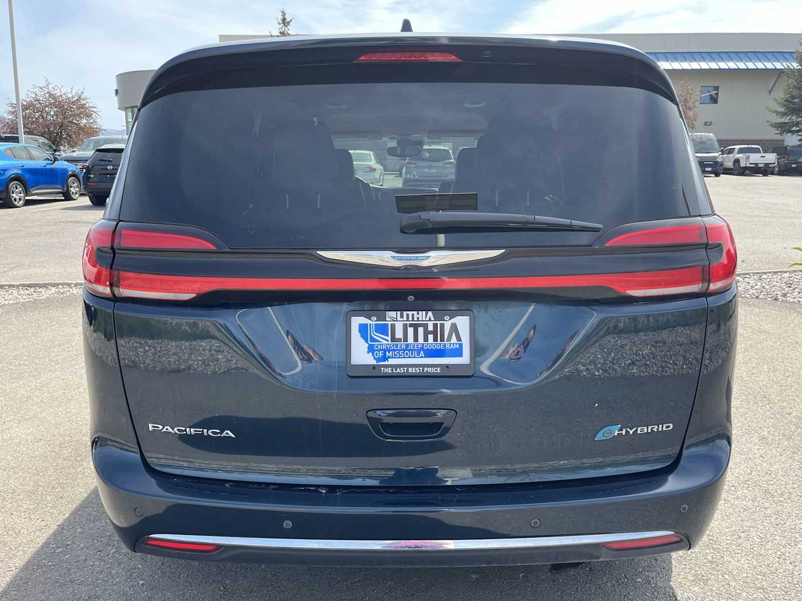 Thumbnail: 2021 Chrysler Pacifica - 5