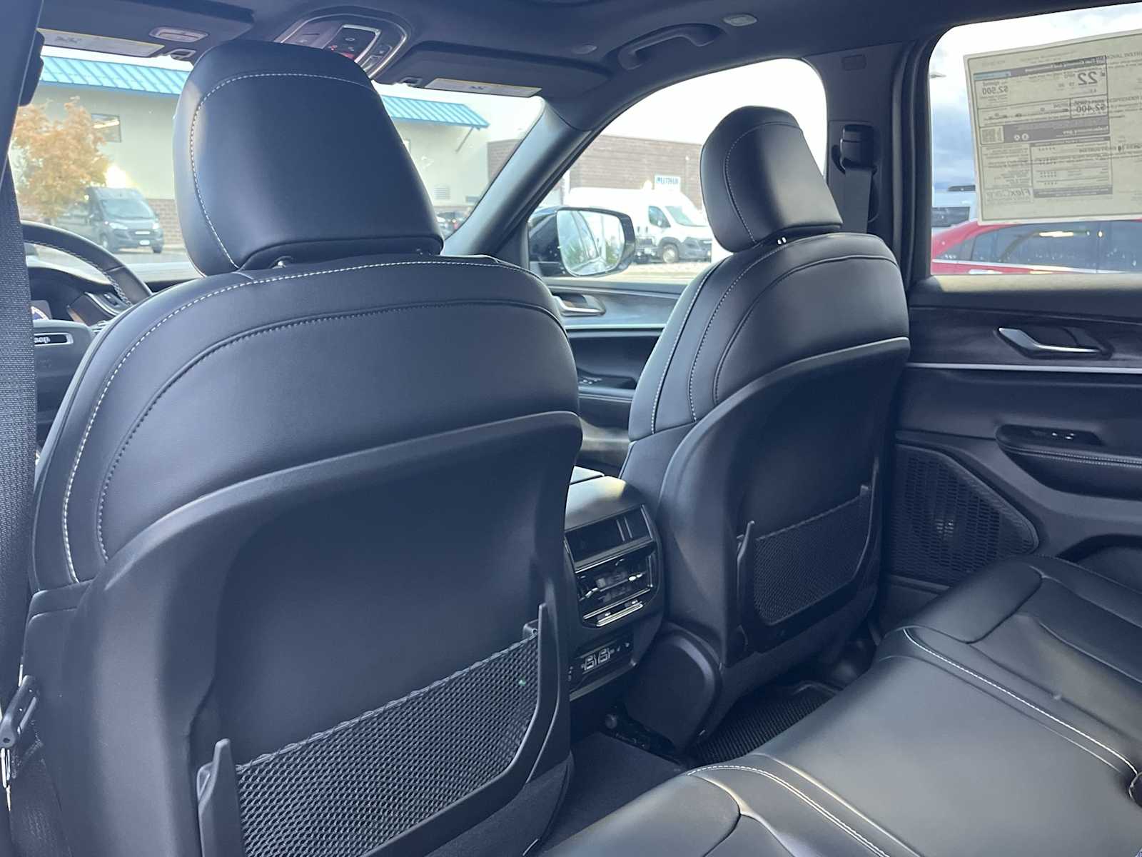 Thumbnail: 2025 Jeep Grand Cherokee - 12