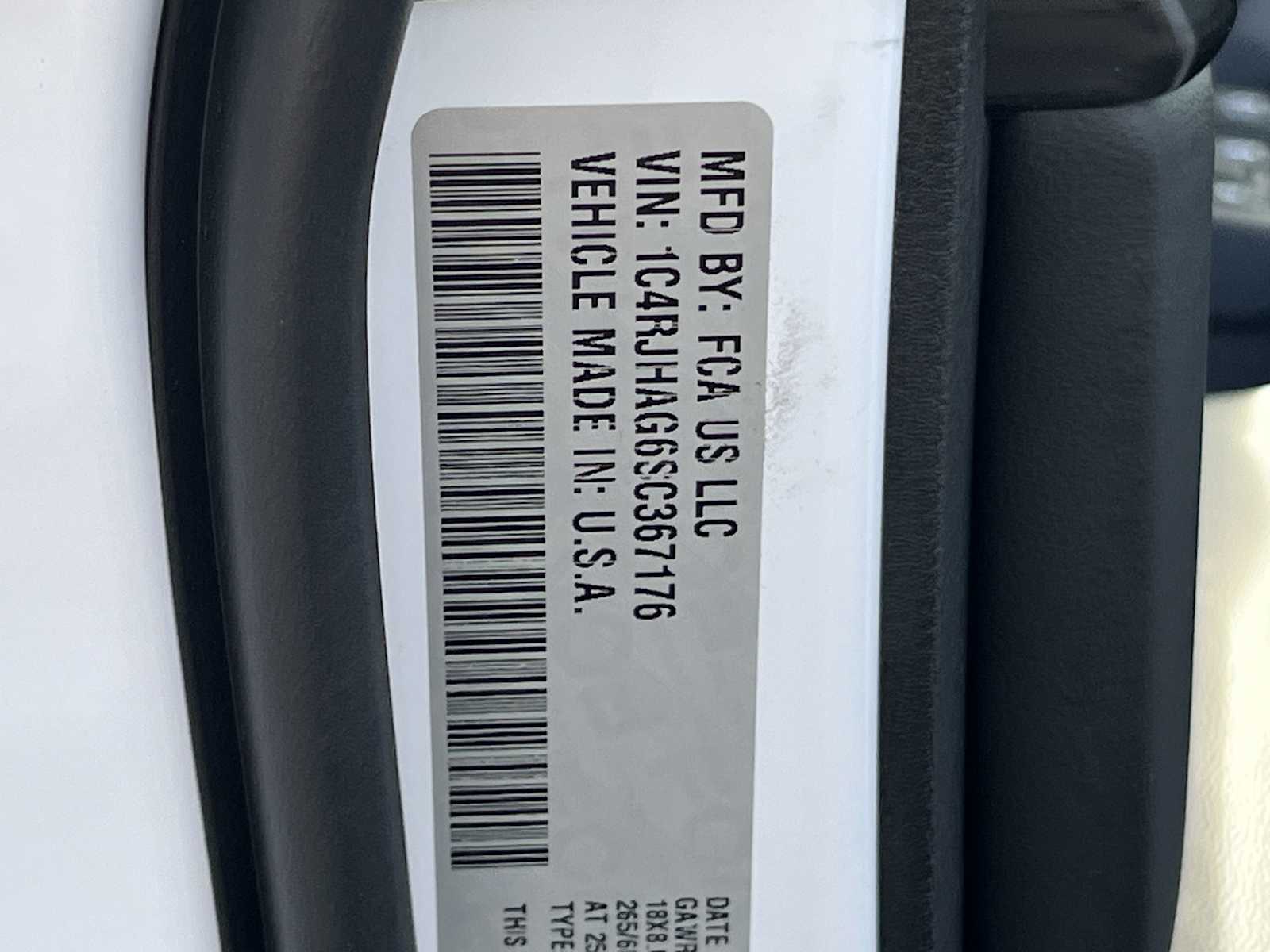 Thumbnail: 2025 Jeep Grand Cherokee - 21