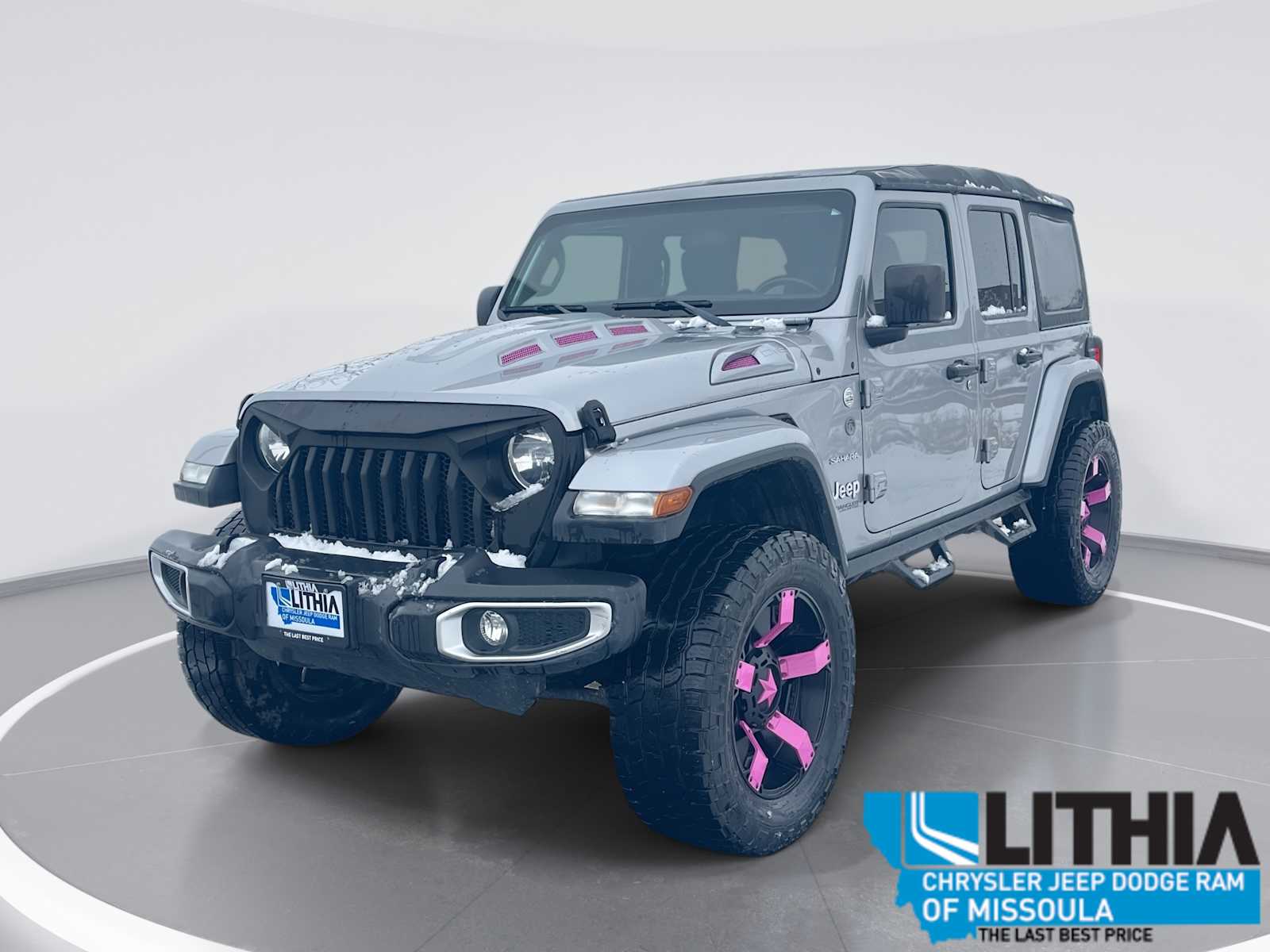 2020 Jeep Wrangler Unlimited Sahara's photo
