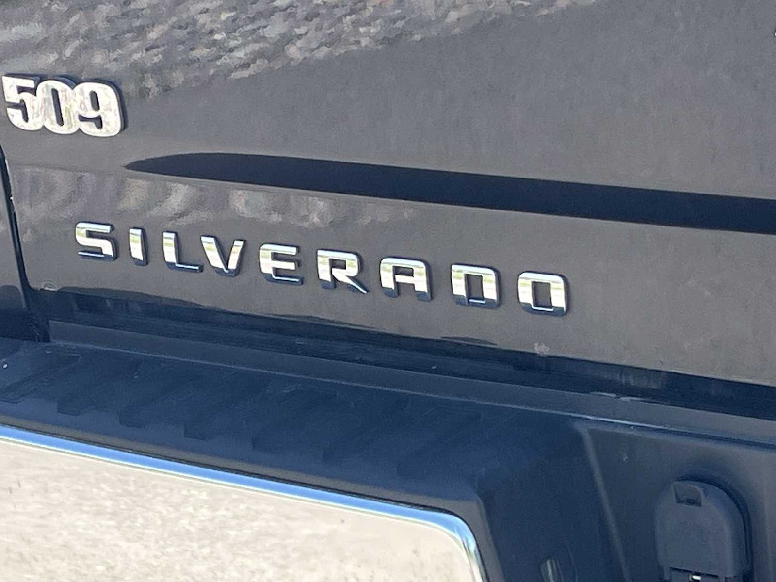 Thumbnail: 2015 Chevrolet Silverado 1500 - 7