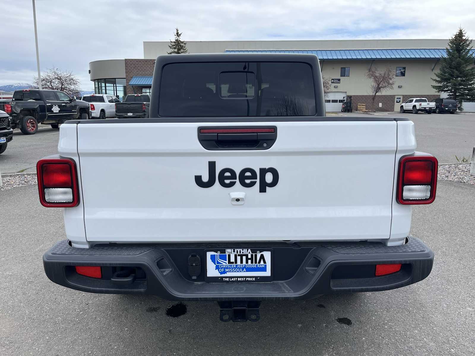 Thumbnail: 2026 Jeep Gladiator - 5