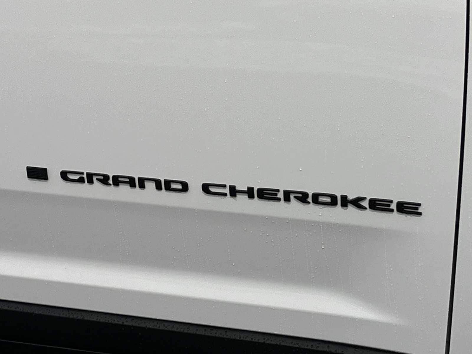 Thumbnail: 2025 Jeep Grand Cherokee - 7