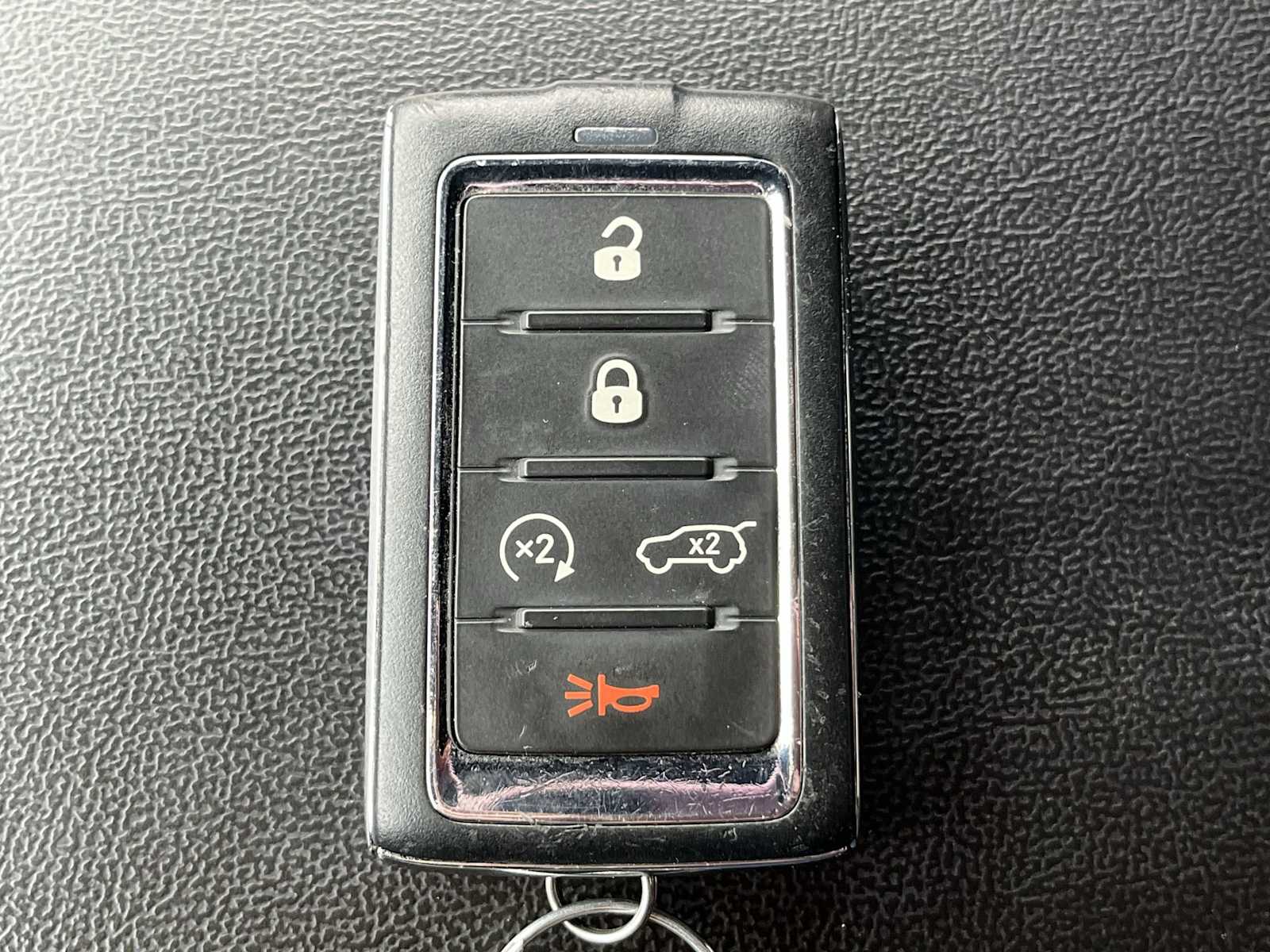 Thumbnail: 2023 Jeep Grand Cherokee - 20