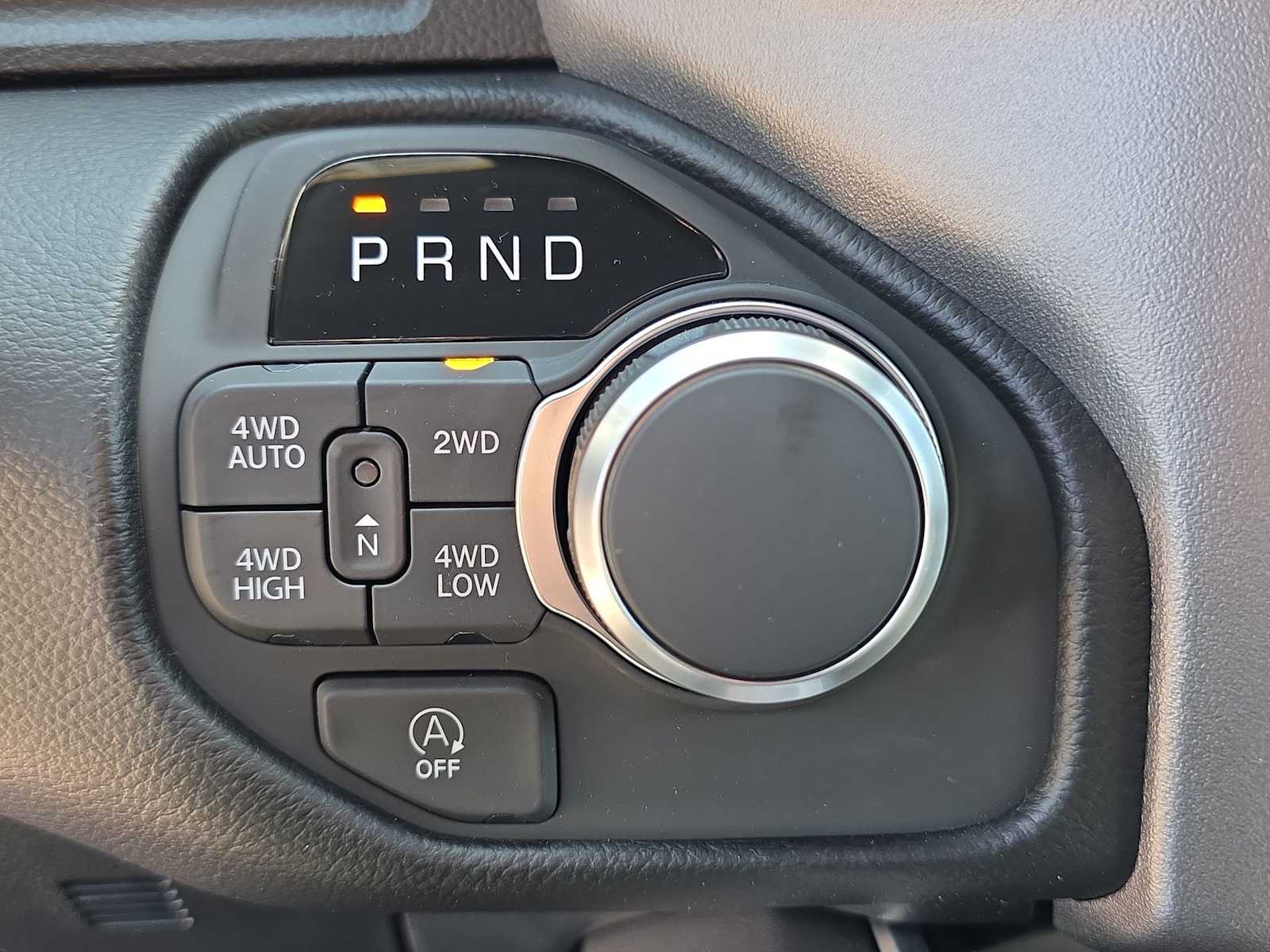 Thumbnail: 2026 RAM 1500 - 17