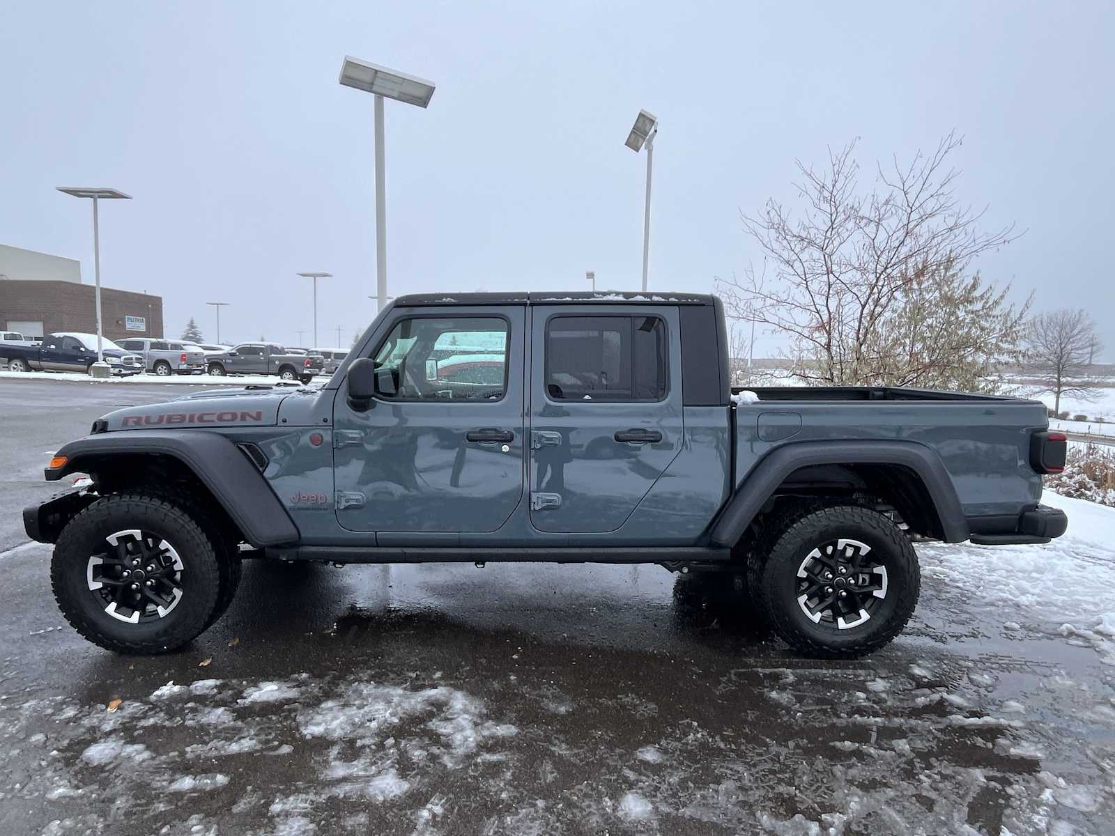 Thumbnail: 2026 Jeep Gladiator - 3