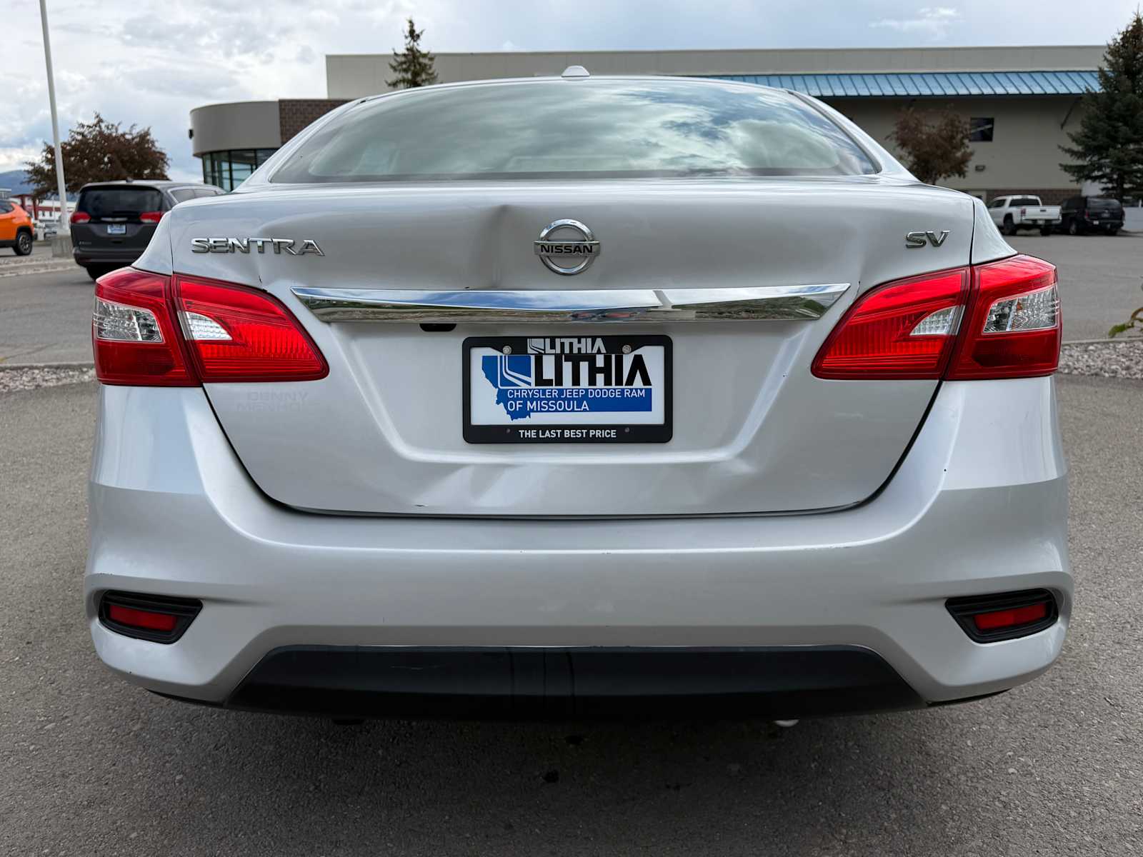 Thumbnail: 2018 Nissan Sentra - 8