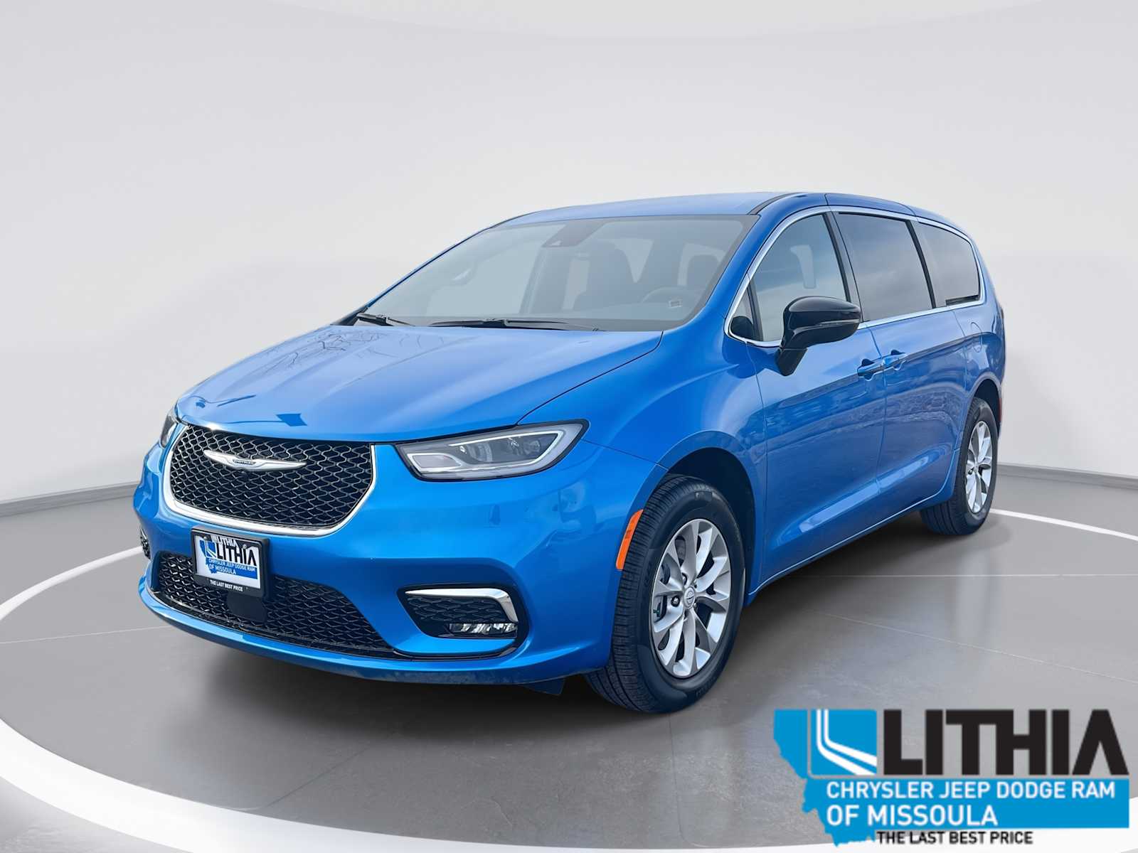 Thumbnail: 2026 Chrysler Pacifica - 1