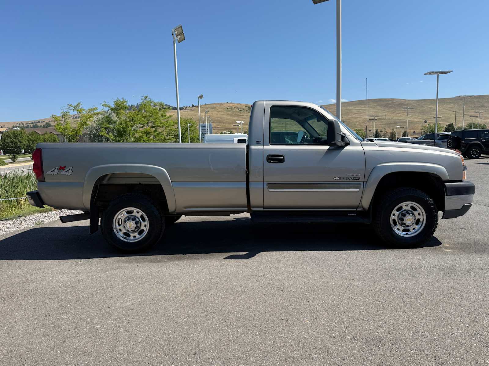 Thumbnail: 2003 Chevrolet Silverado 2500 - 6