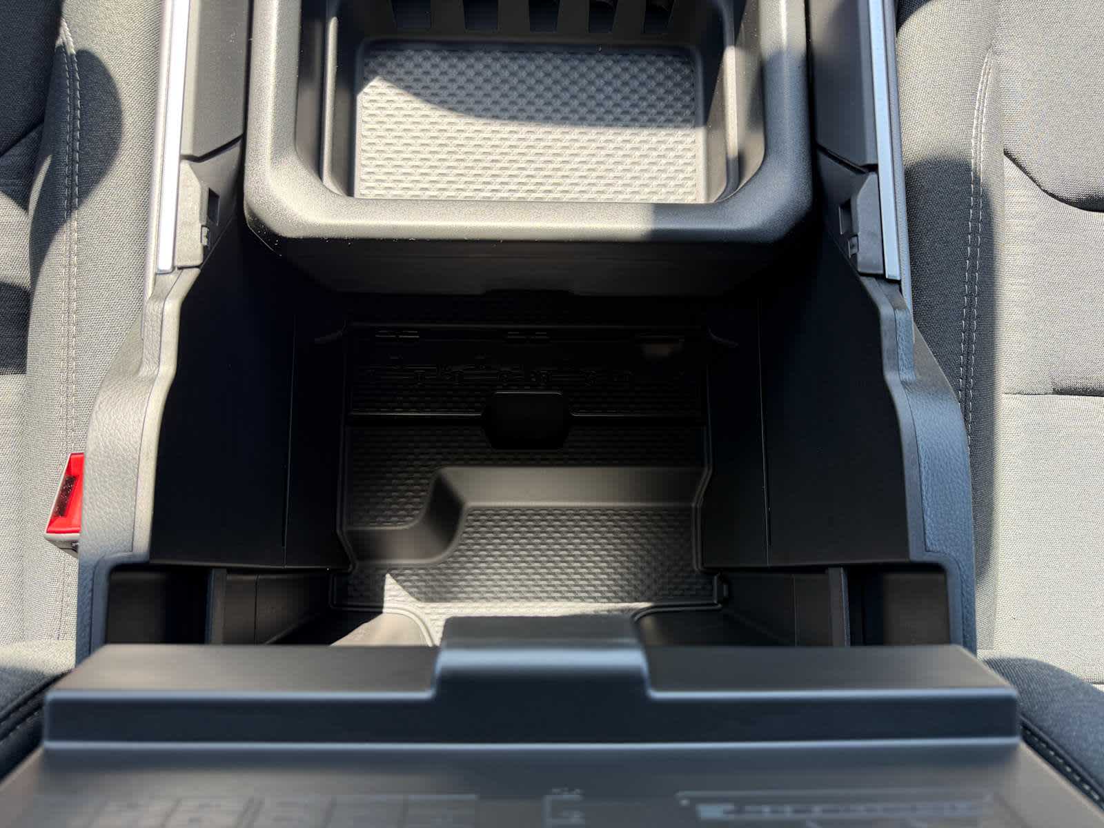 Thumbnail: 2026 RAM 1500 - 33