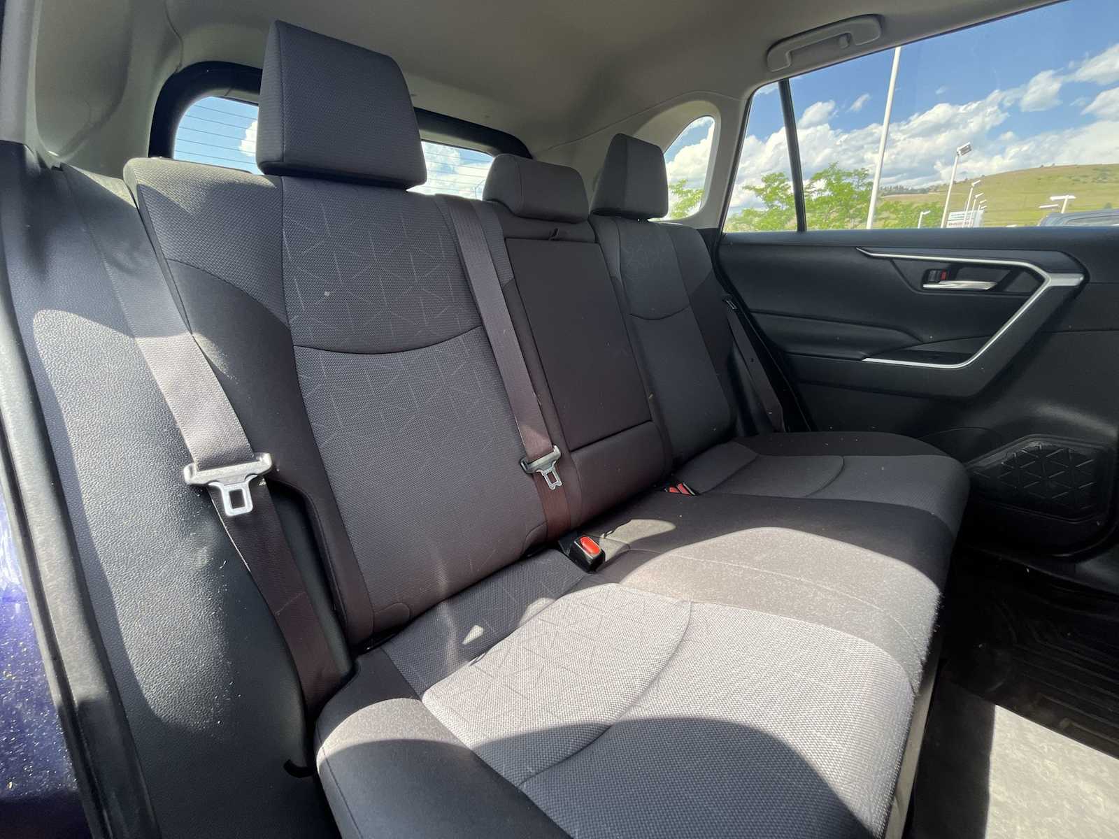 Thumbnail: 2019 Toyota RAV4 - 13