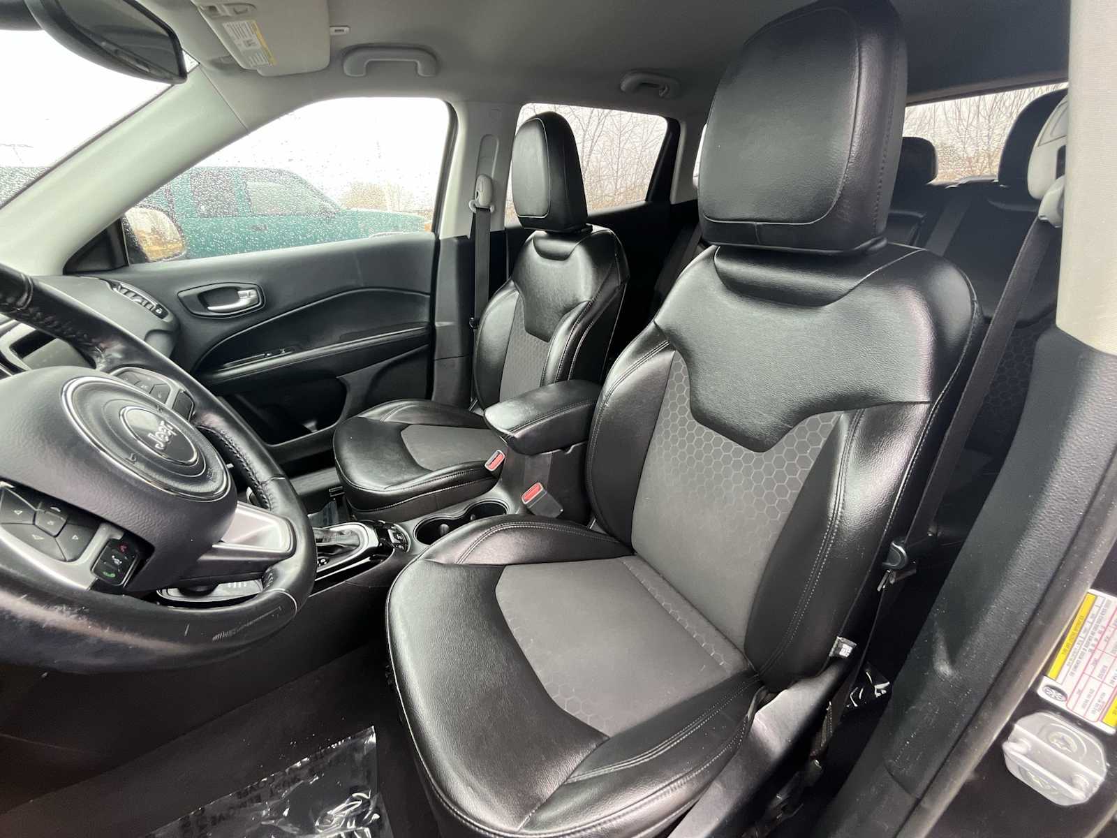 Thumbnail: 2018 Jeep Compass - 11