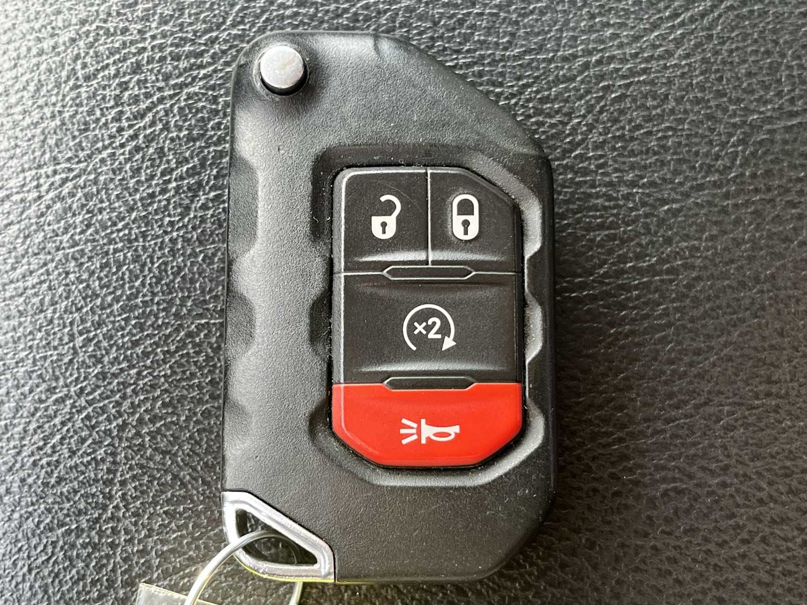 Thumbnail: 2020 Jeep Gladiator - 20