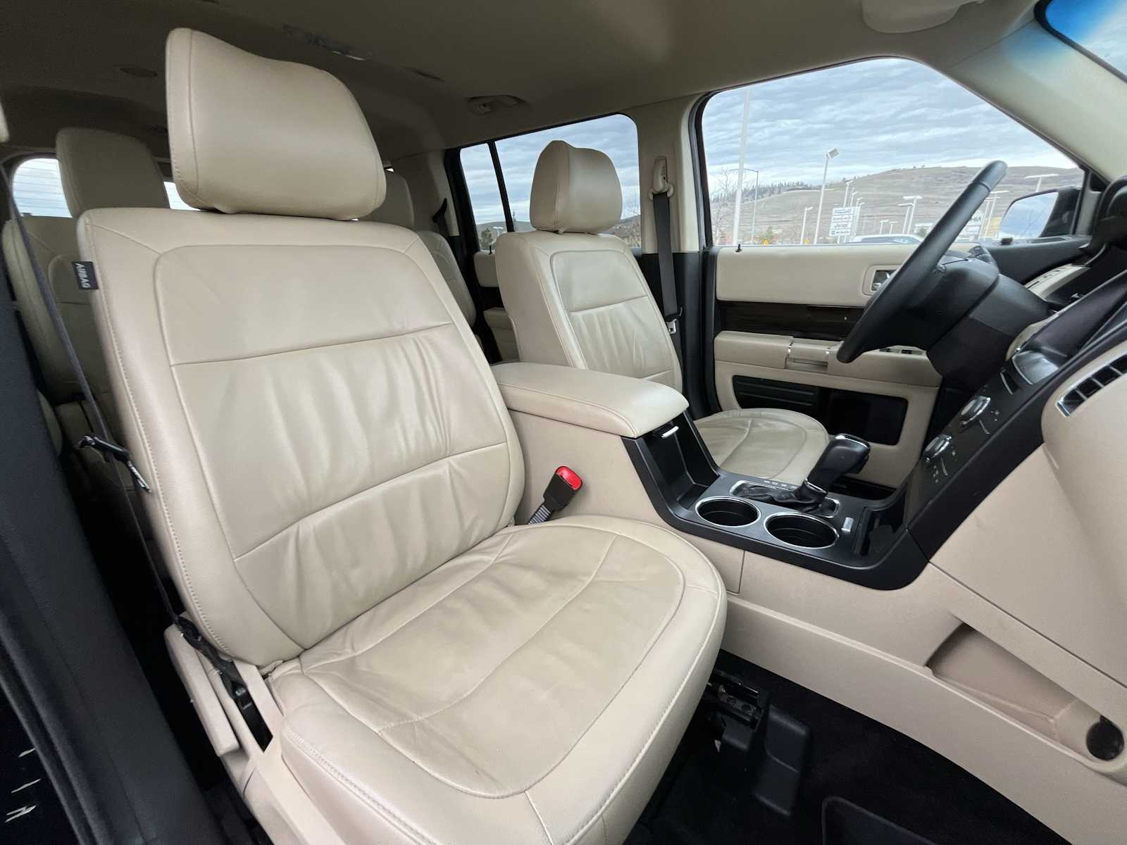 Thumbnail: 2019 Ford Flex - 14