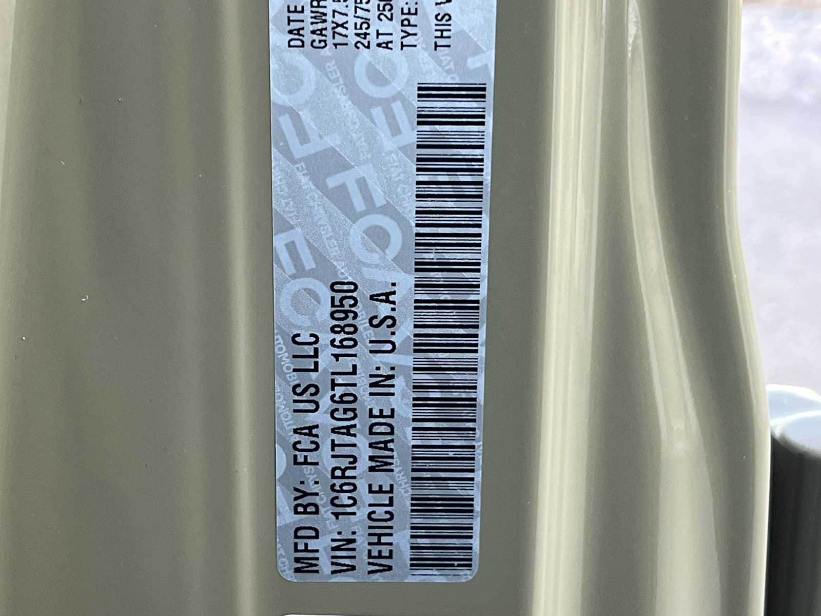 Thumbnail: 2026 Jeep Gladiator - 21