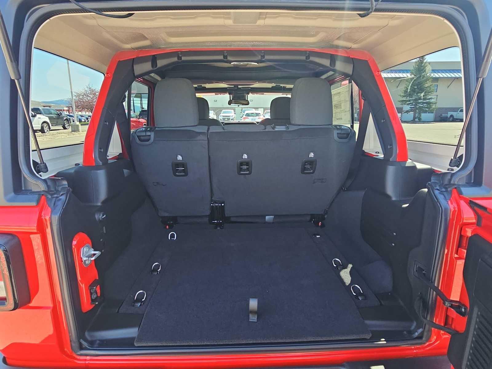 Thumbnail: 2025 Jeep Wrangler - 19