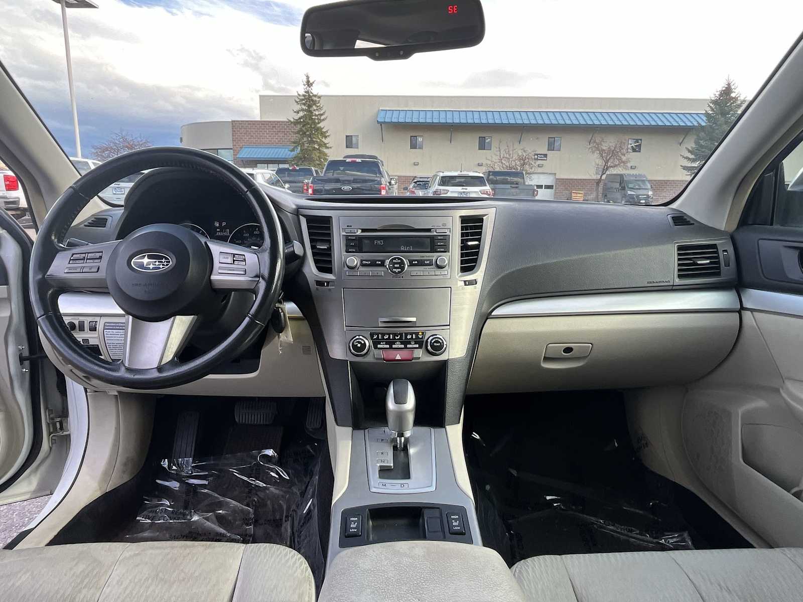 Thumbnail: 2010 Subaru Outback - 10