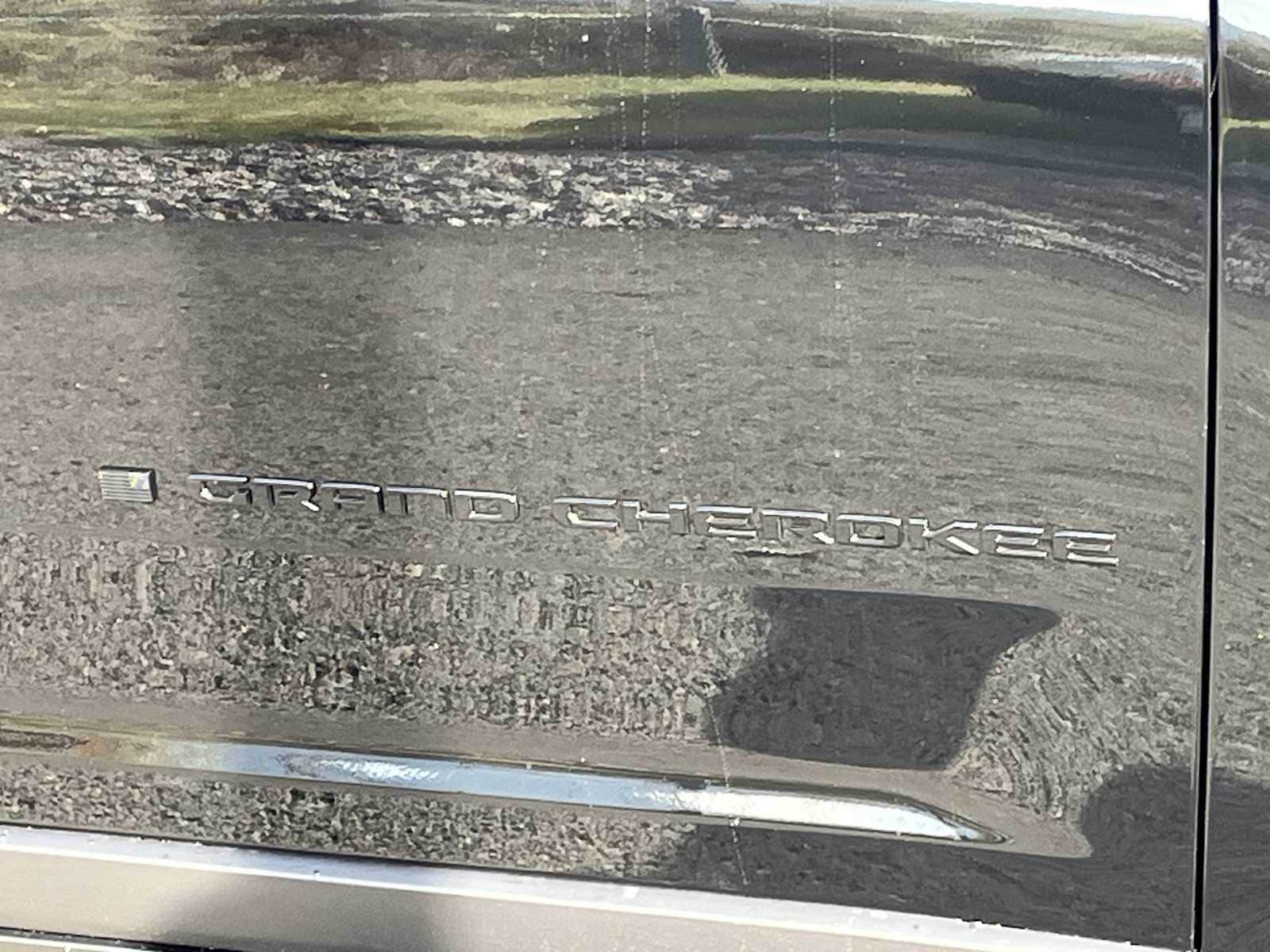 Thumbnail: 2025 Jeep Grand Cherokee - 7