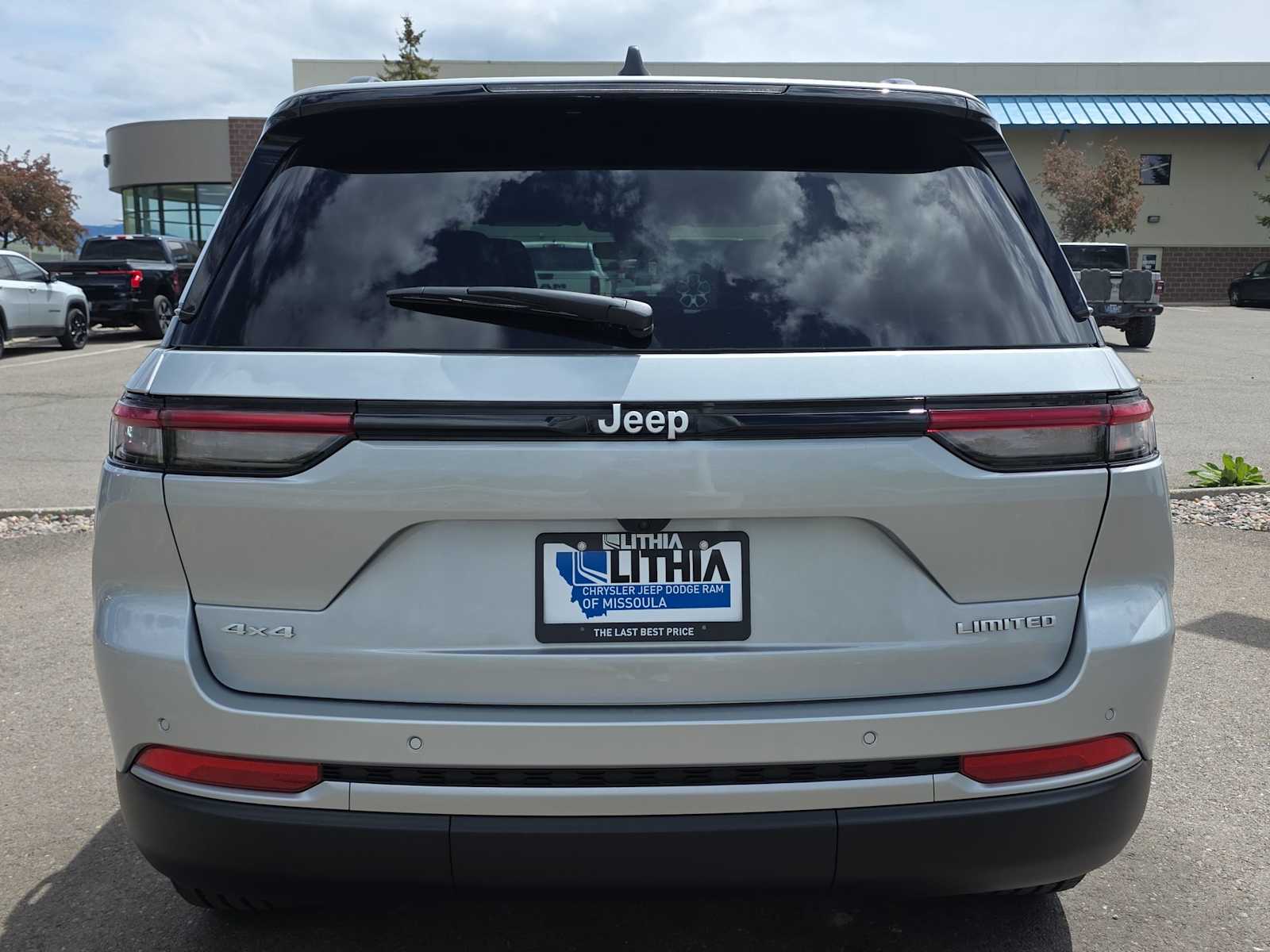 Thumbnail: 2026 Jeep Grand Cherokee - 7
