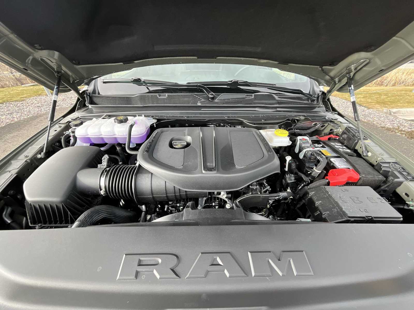 Thumbnail: 2026 RAM 1500 - 9