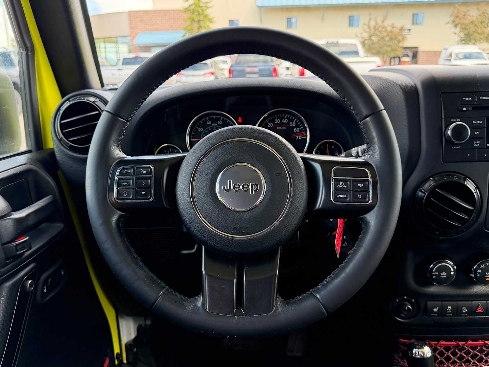Thumbnail: 2018 Jeep Wrangler - 12