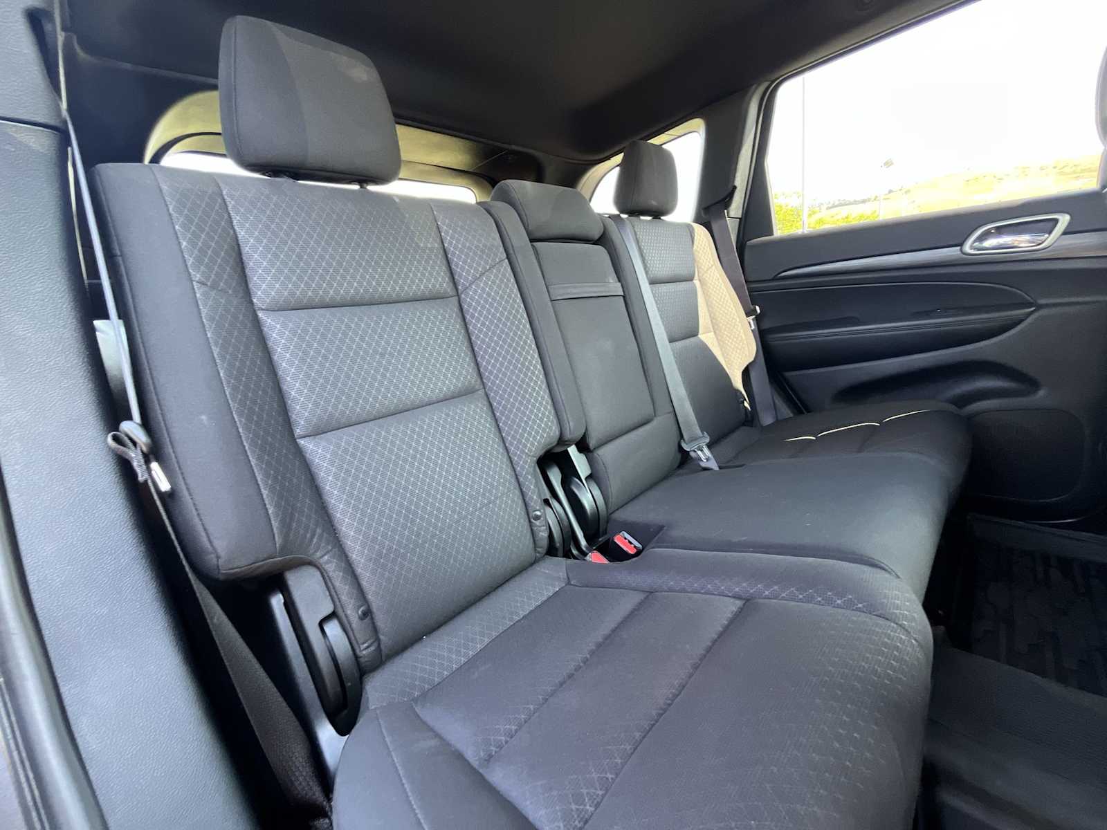 Thumbnail: 2020 Jeep Grand Cherokee - 13