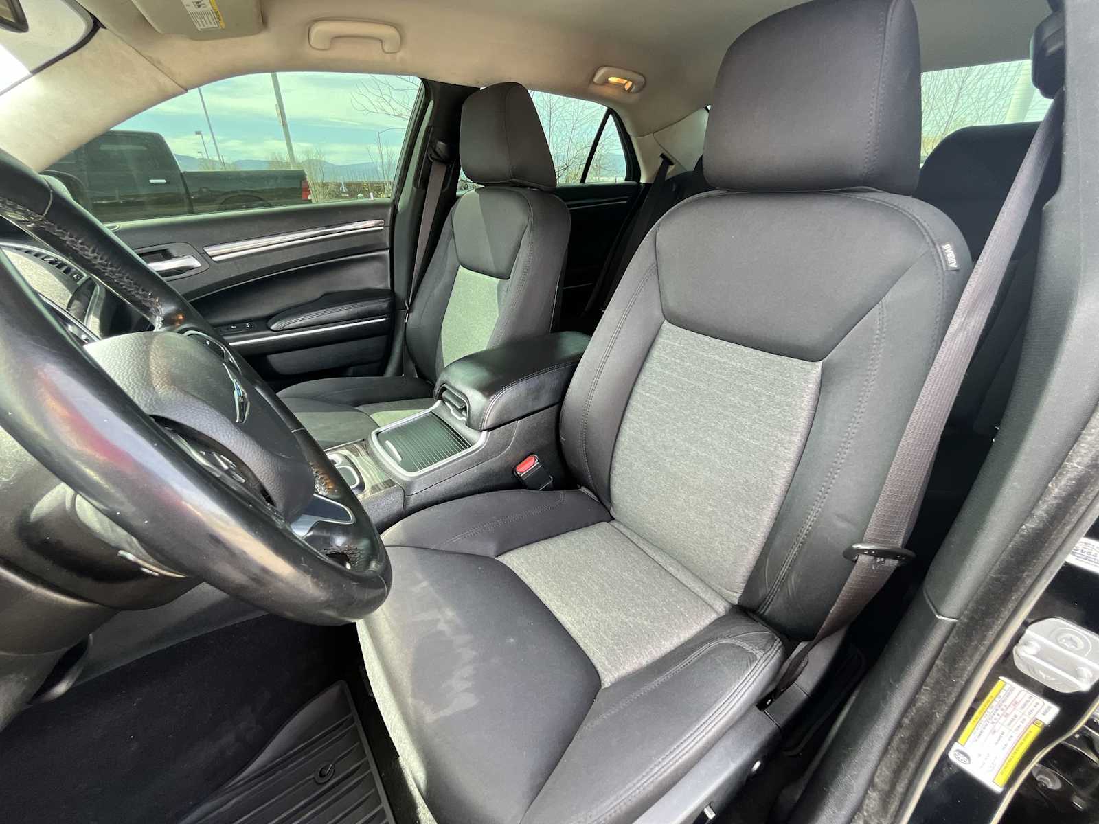 Thumbnail: 2019 Chrysler 300 - 11