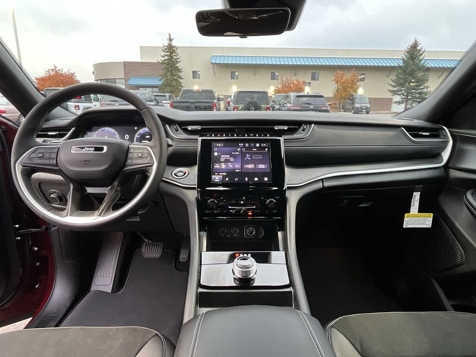 Thumbnail: 2025 Jeep Grand Cherokee - 10