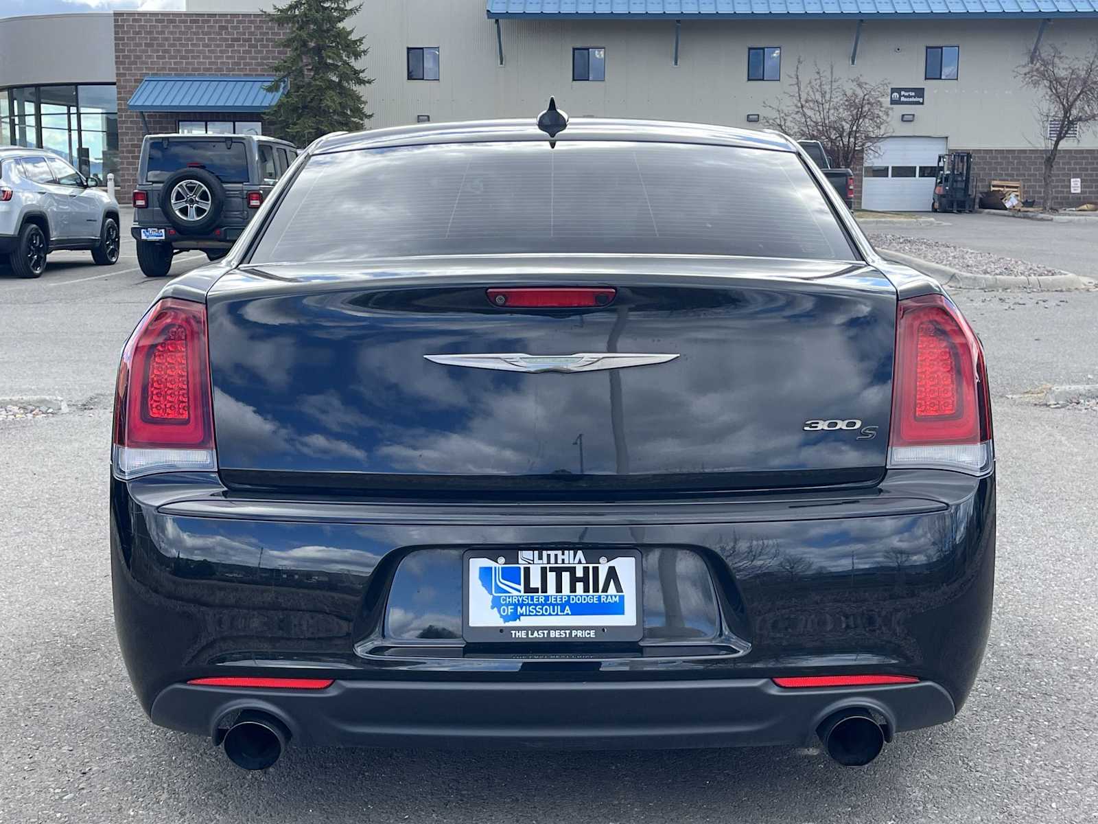 Thumbnail: 2017 Chrysler 300 - 5