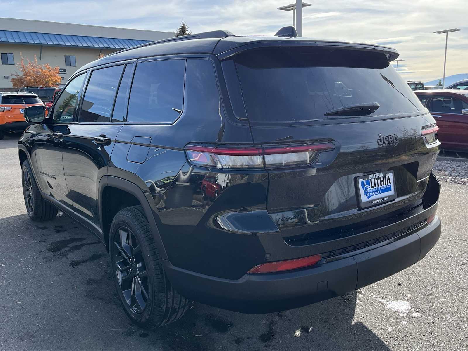 Thumbnail: 2025 Jeep Grand Cherokee - 4