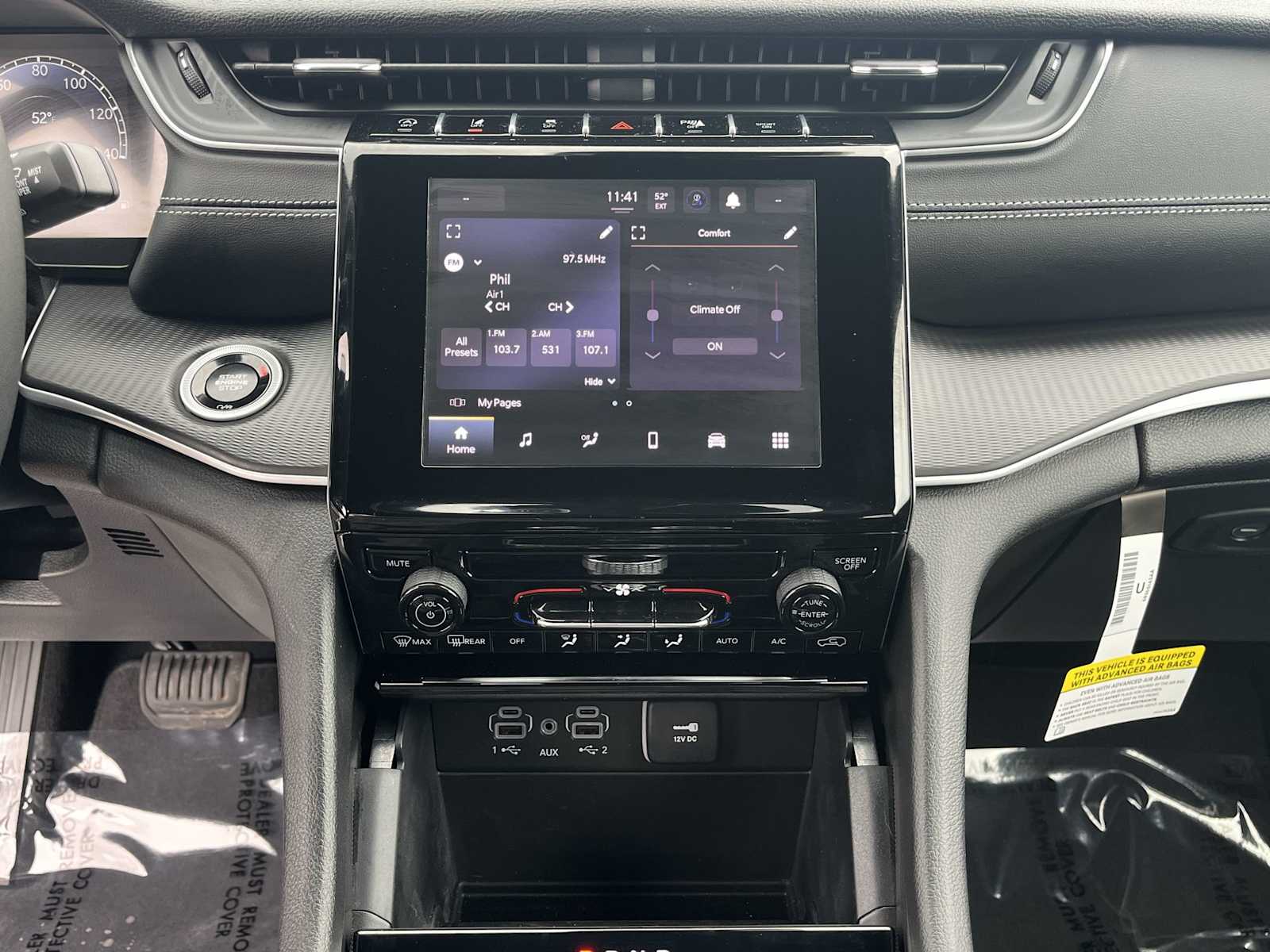 Thumbnail: 2025 Jeep Grand Cherokee - 16