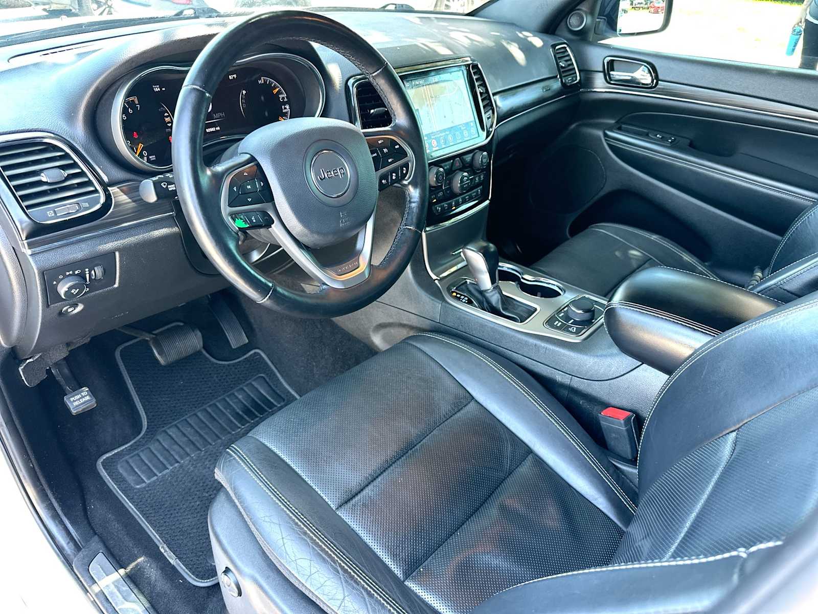 Thumbnail: 2021 Jeep Grand Cherokee - 18