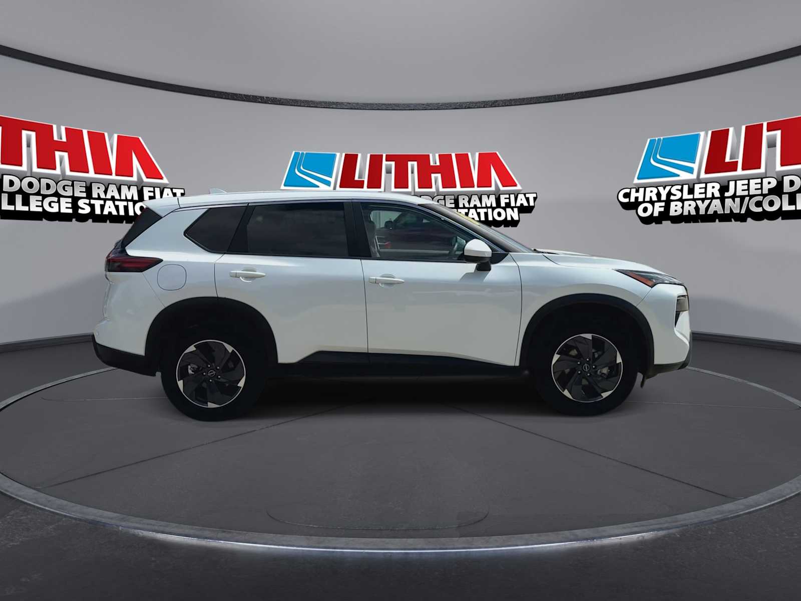 Thumbnail: 2025 Nissan Rogue - 8