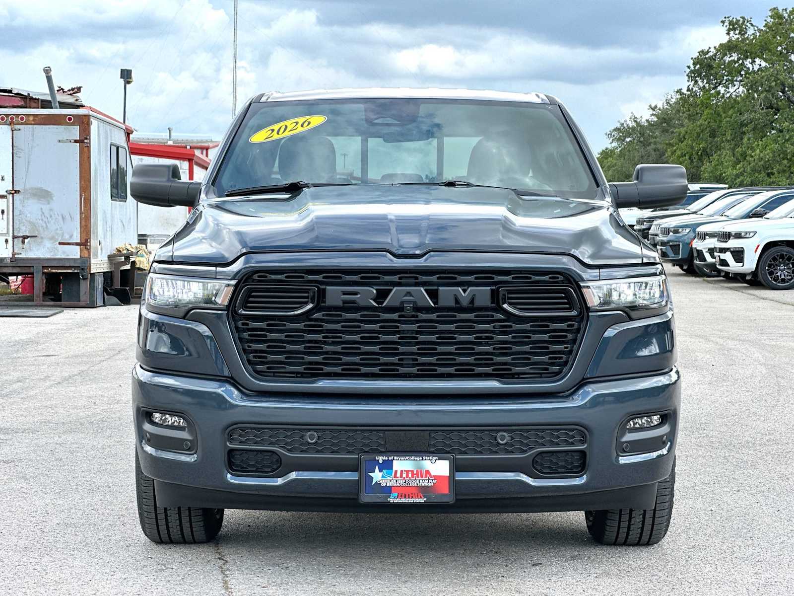 Thumbnail: 2026 RAM 1500 - 10