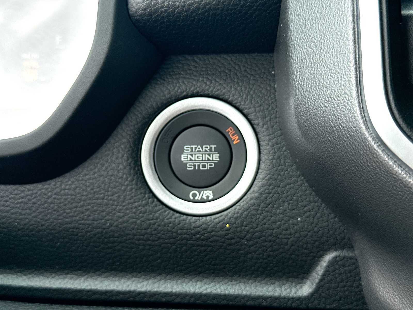 Thumbnail: 2026 RAM 1500 - 28