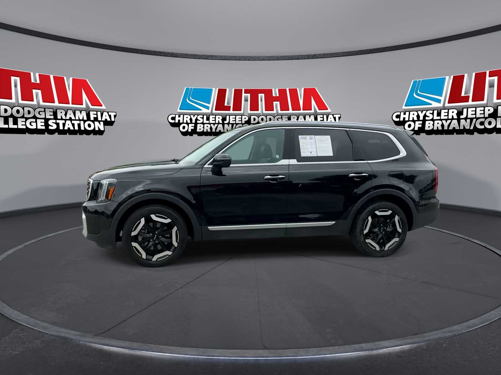 Thumbnail: 2025 Kia Telluride - 4