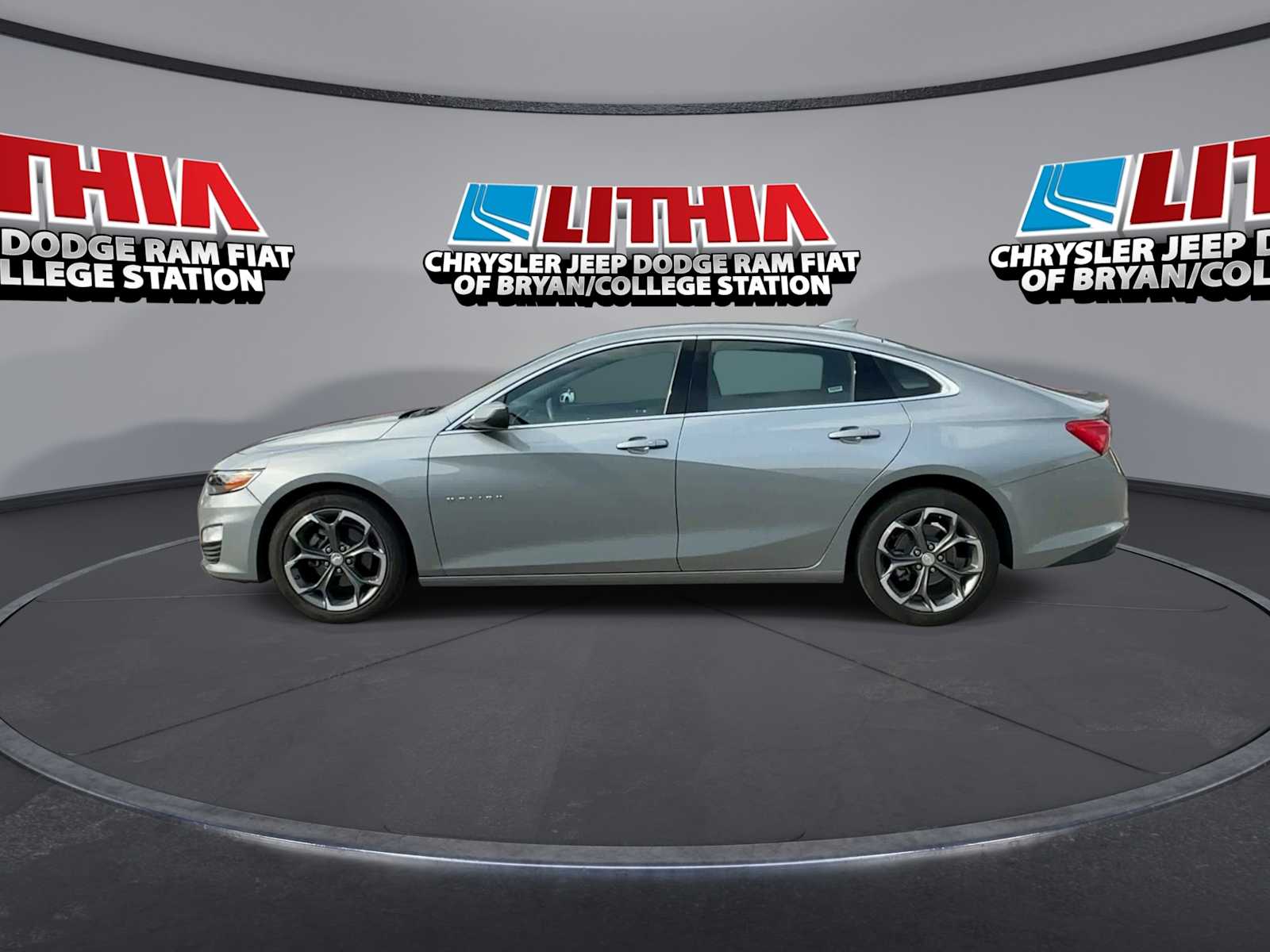 Thumbnail: 2024 Chevrolet Malibu - 5