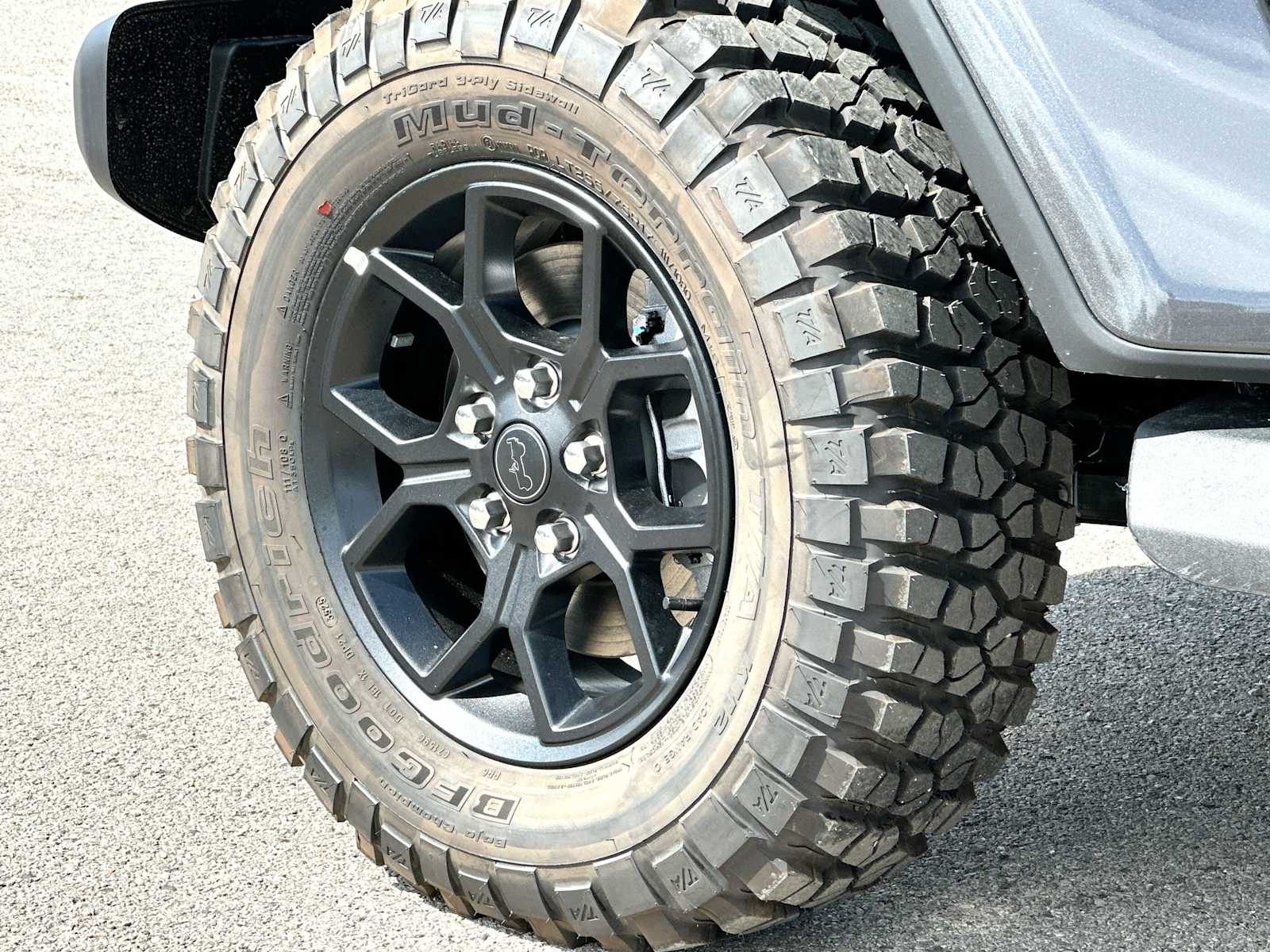 Thumbnail: 2026 Jeep Gladiator - 11