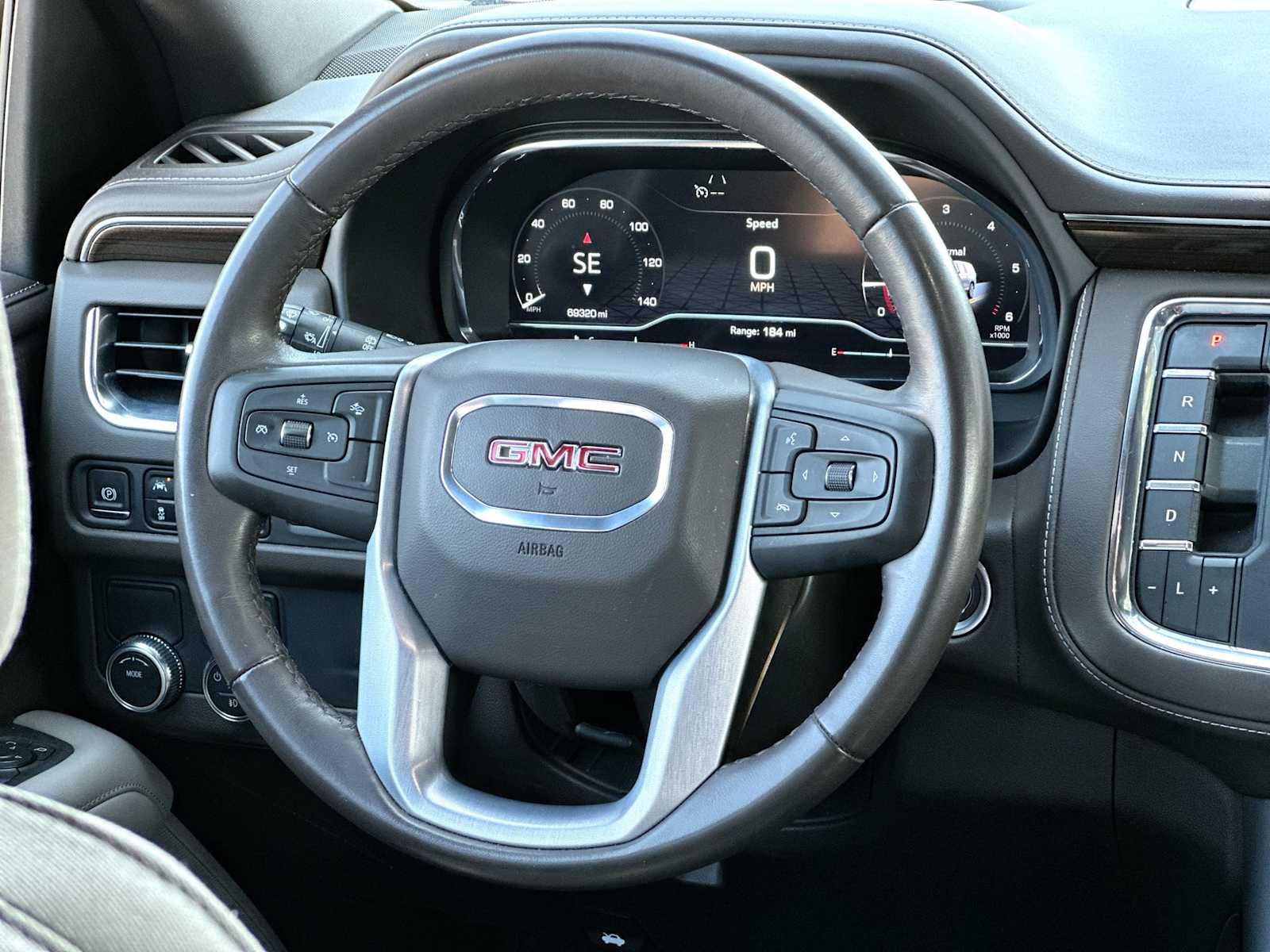 Thumbnail: 2022 GMC Yukon - 27