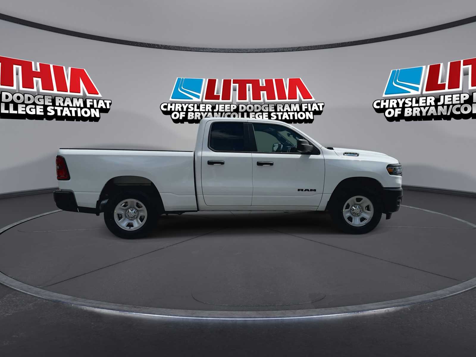 Thumbnail: 2026 RAM 1500 - 9