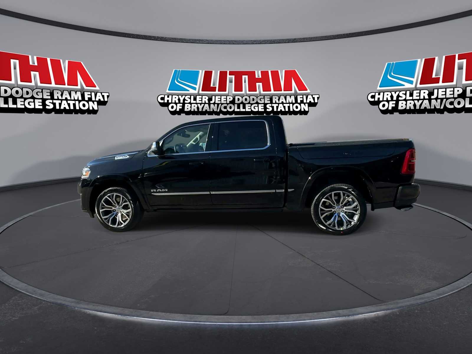 Thumbnail: 2026 RAM 1500 - 5