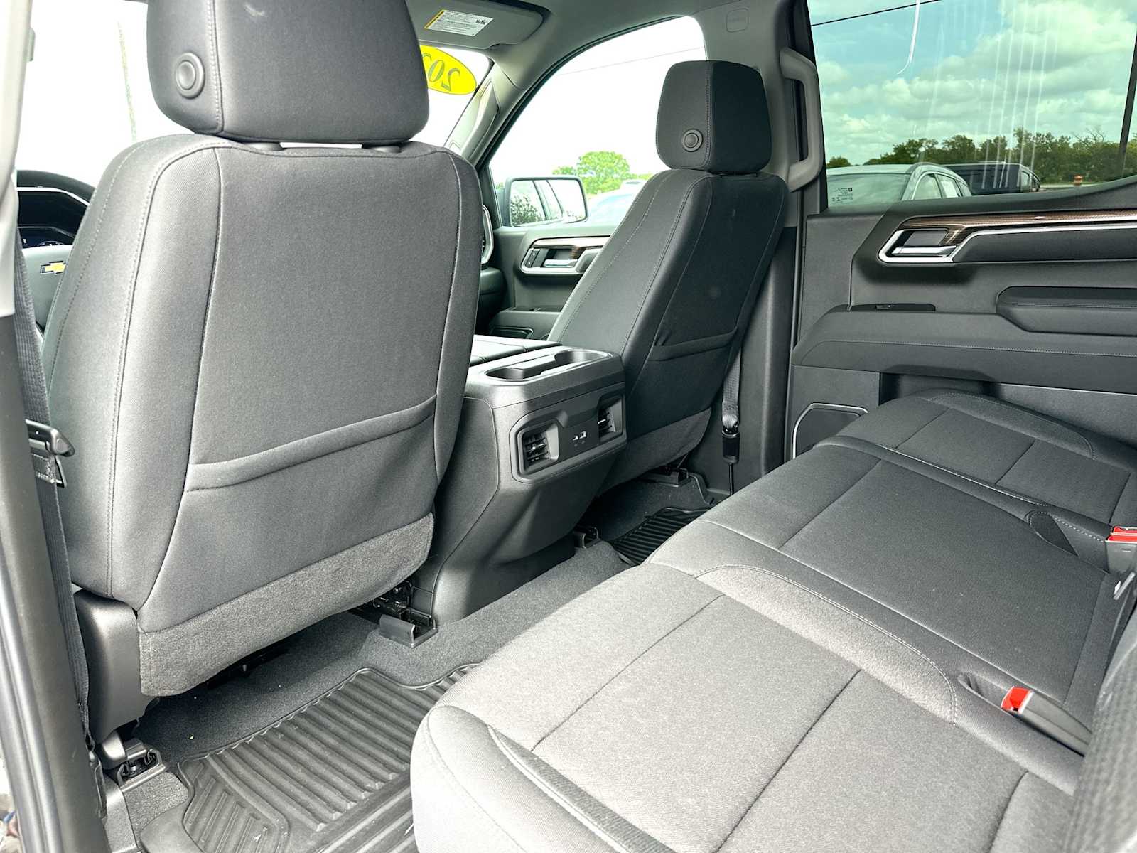 Thumbnail: 2026 Chevrolet Silverado 1500 - 24