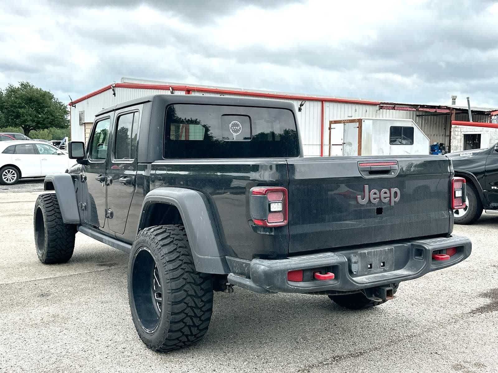 Thumbnail: 2023 Jeep Gladiator - 3