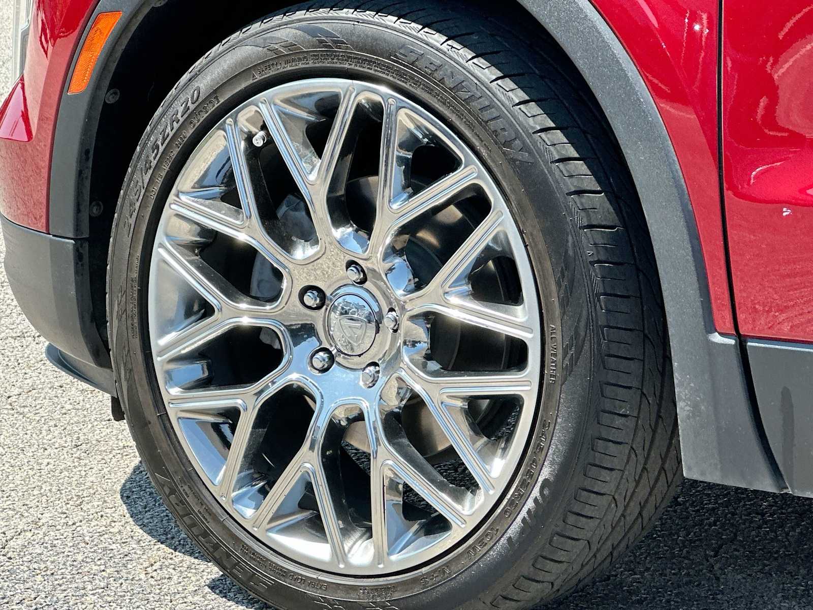 Thumbnail: 2020 Cadillac XT4 - 11