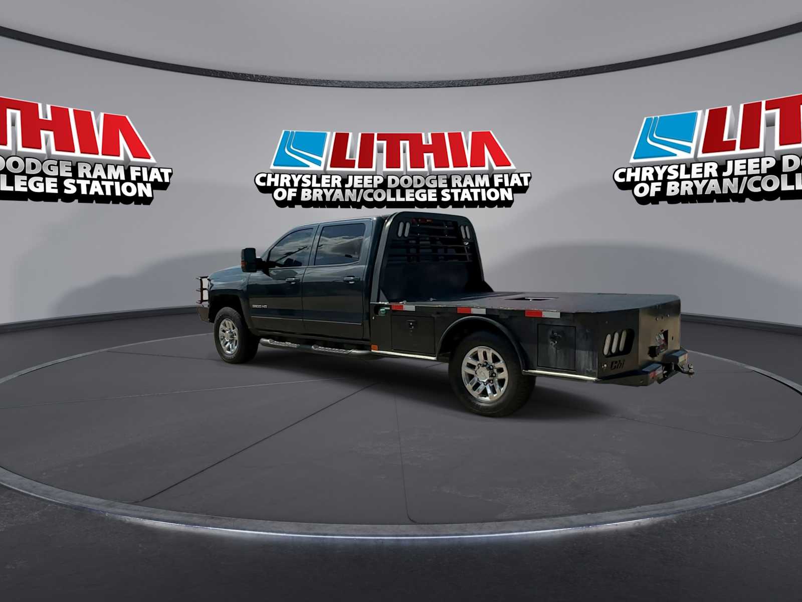 Thumbnail: 2019 Chevrolet Silverado 3500 - 6